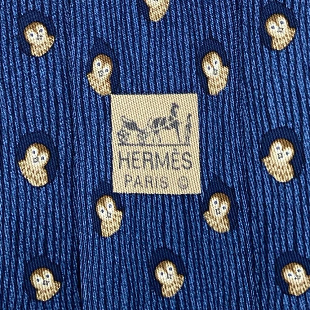 100% REAL HERMES TIE ~ DARKER BLUE w FUN TAN WISE OWL HEADS PEERING IN THE TREES - Picture 3 of 4